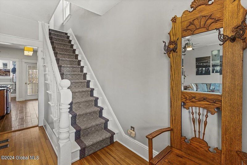 3rd image of 693 Myrtle Avenue