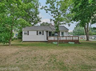 6201 Mercury Ave, Burton, MI 48509