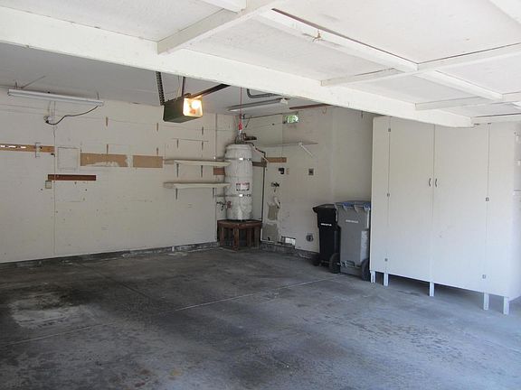 5th image of 1718 Cherryhills Ln