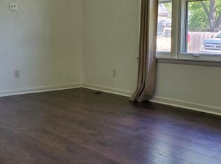 2804 45th St #1, Des Moines, IA 50310