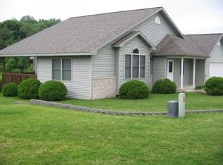 130 W Divina Dr, Grant, MI 49327