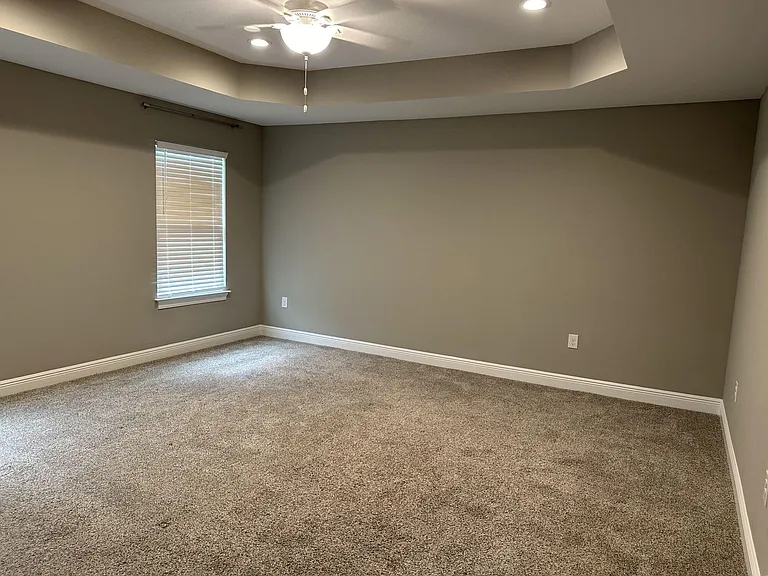 1807 Thunderbolt St — Photo 19