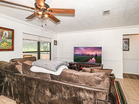 4th image of 1761 W Beach Plum Dr