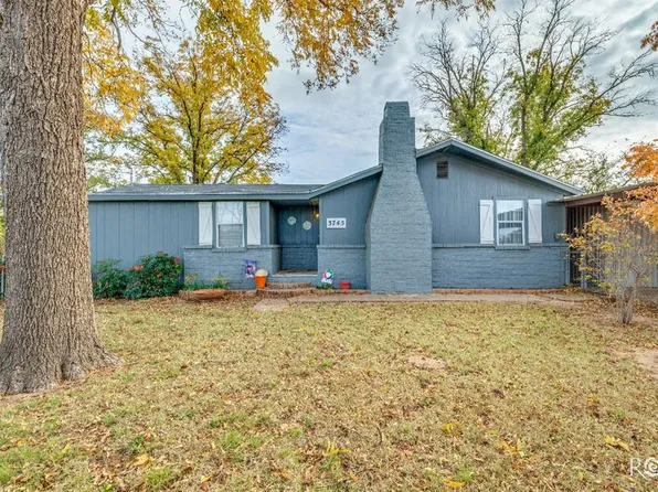 3745 Lake Dr, San Angelo, TX 76903