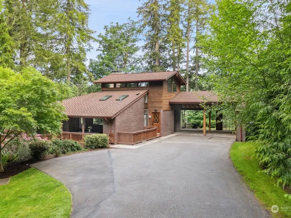 1361 NE Hoffs Drive, Poulsbo, WA 98370