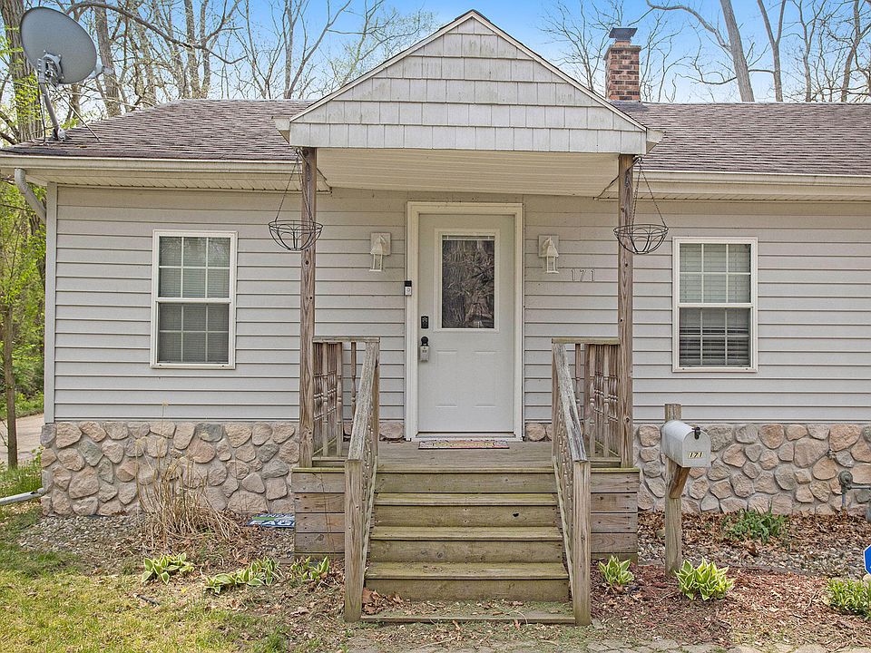 1st image of 171 Spaulding Ave W