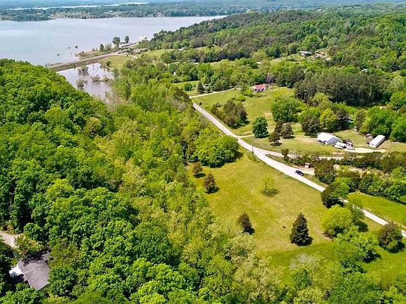 2nd image of 381 Lamplighter Rd Lot 0