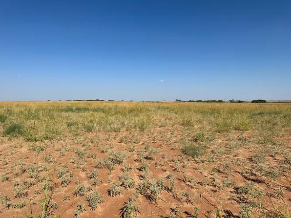 684 County Road 535, Meadow, TX 79345