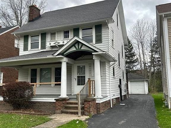 2nd image of 2184 Cranston Rd