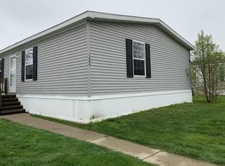 1666 Sherwood Dr, Monroe, MI 48161
