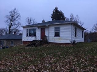 1214 Iowa Ave, Muscatine, IA 52761