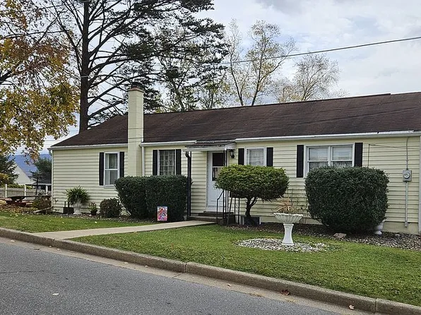 120 Irwin St, Lock Haven, PA 17745