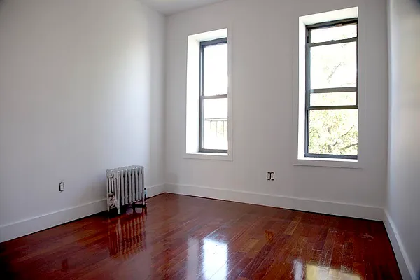 Rented by Triplemint | media 10