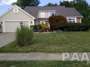 807 Hillcrest Dr, Washington, IL
