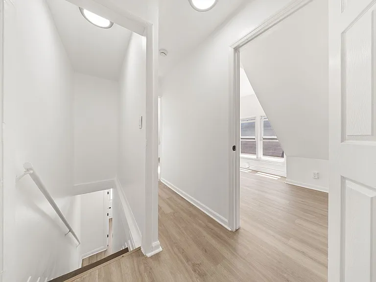130 Park Ave #2L — Photo 14