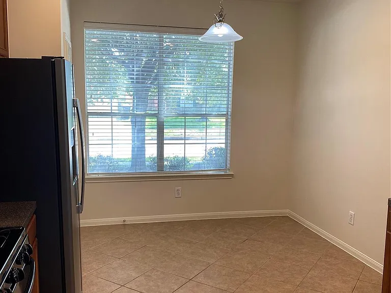 25119 Hazel Ranch Dr — Photo 10