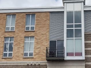 2121 S Kinnickinnic Ave UNIT 112, Milwaukee, WI 53207