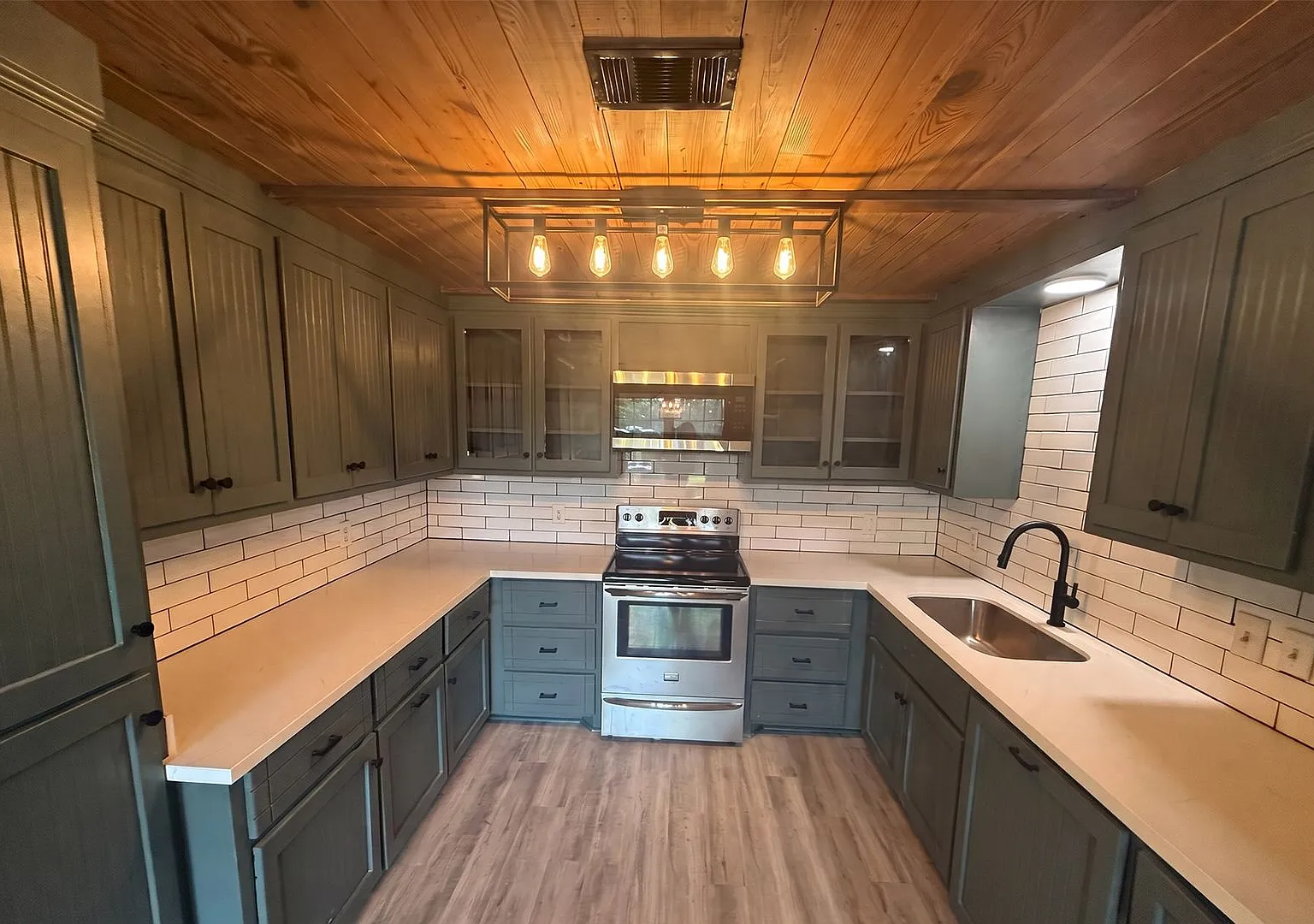 Newly Renovated 3 bed home in Madison County Schools — Photo 4