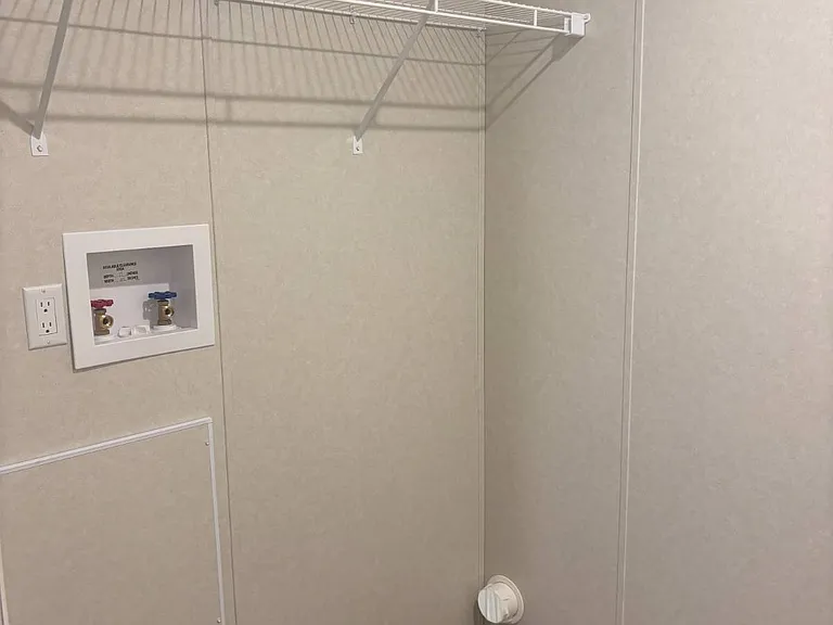 275 S Lincoln St #33 — Photo 6