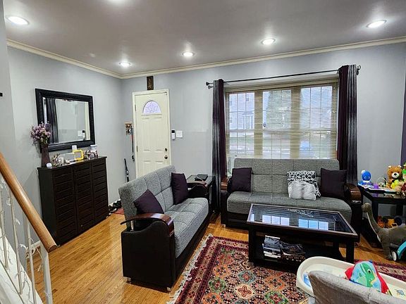 3rd image of 14537 Ravenscar Ct
