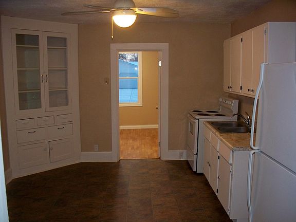 2nd image of 713 W B St