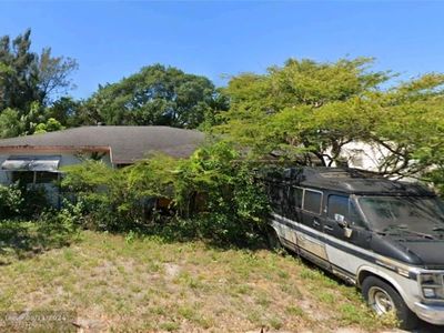 1398 NE 37th St, Oakland Park, FL, 33334