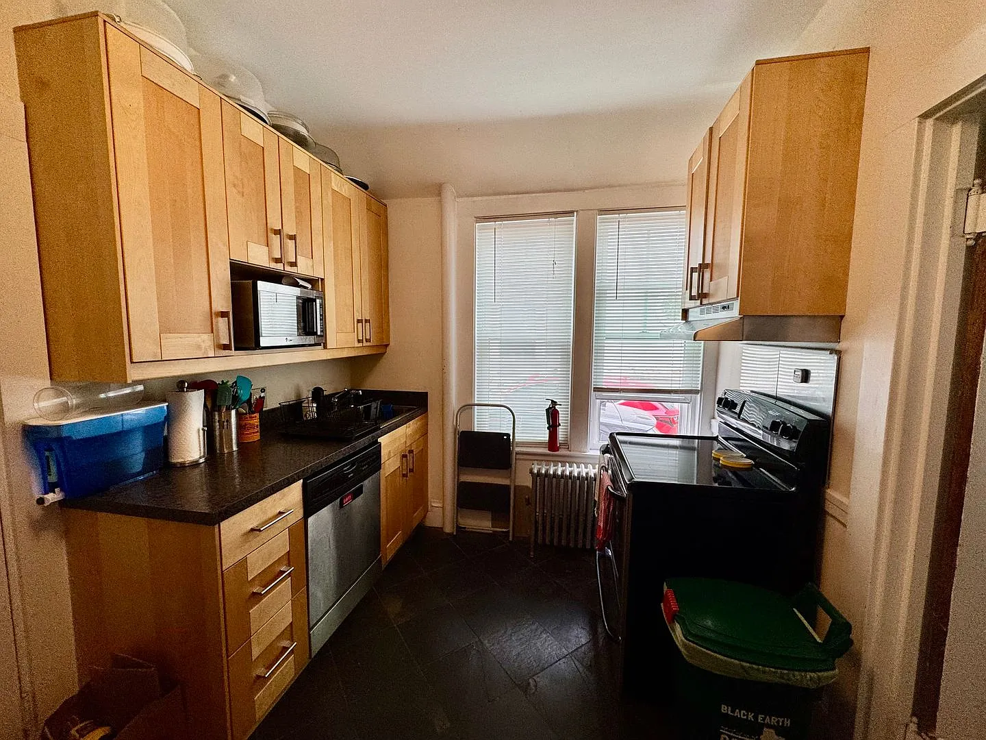 Extra Large Brookline 2 Bed/1.5 Bath ~ 1350 Sq Ft! W/D In-Unit, Parking Available — Photo 3