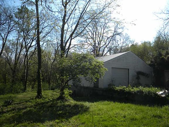 5th image of 122 Old Liberty Park
