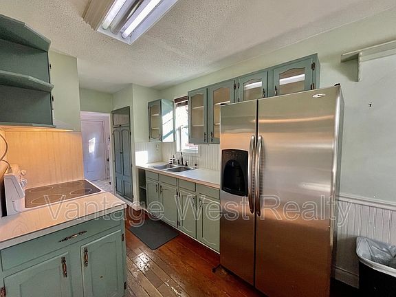 5th image of 1285 Ethel St