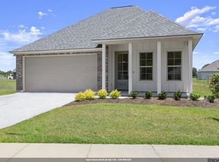 18756 Seabiscuit Ln, Zachary, LA 70791