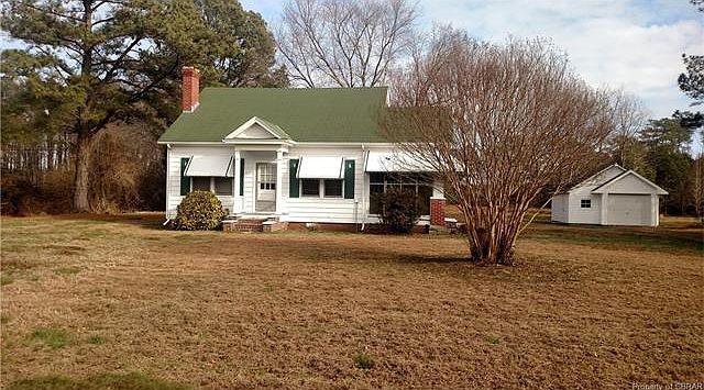 2nd image of 1424 Circle Dr