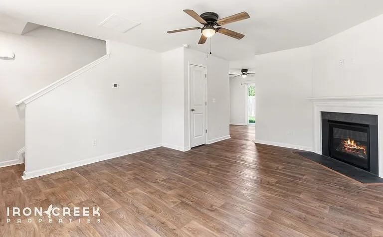 352 Oak Branch Rd — Photo 4