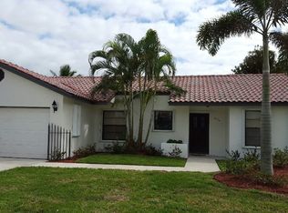 8450 Winnipesaukee Way, Lake Worth, FL 33467