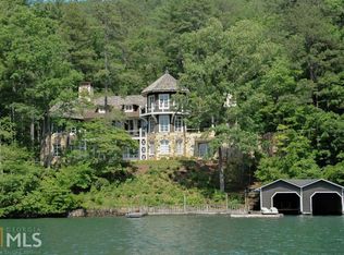 986 Perrin Cove Rd, Tiger, GA 30576