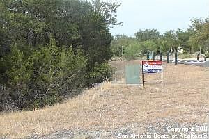 3rd image of 1795 Oakland Bnd