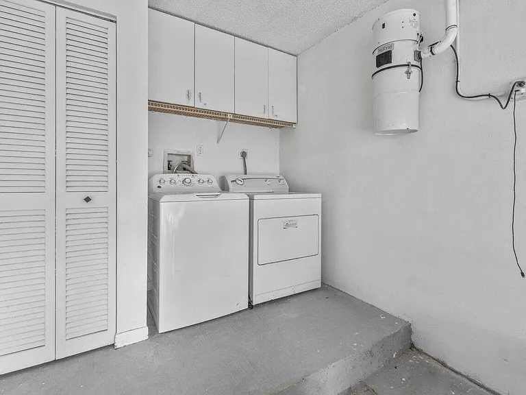 1620 Granfern Ave #1620 — Photo 24