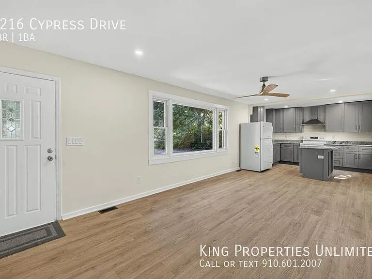 1216 Cypress Dr — Photo 13