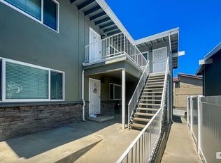 704 N Paulina Ave APT D, Redondo Beach, CA 90277