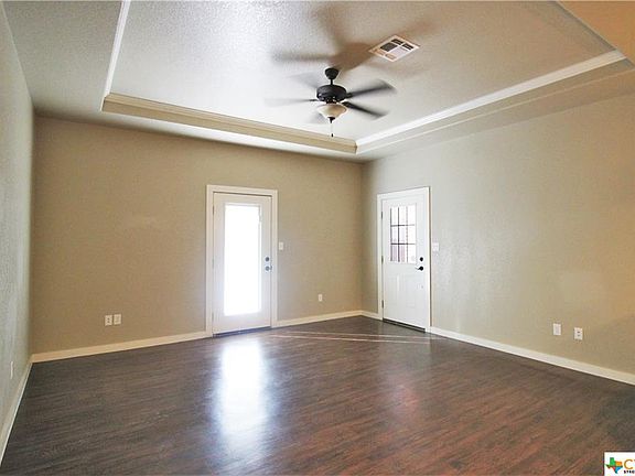 2nd image of 290 Meadow Ave