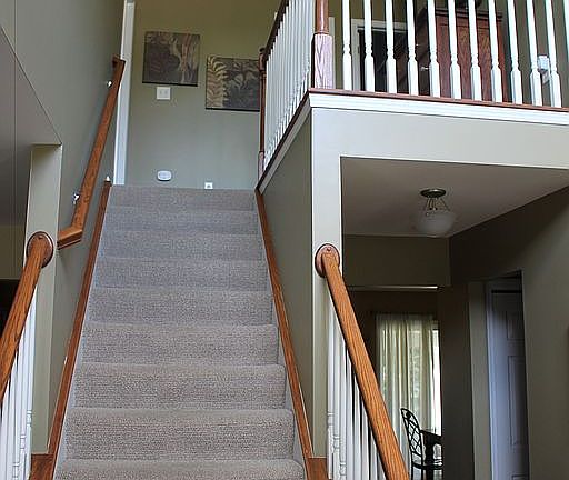 4th image of 14 Taylor Dr