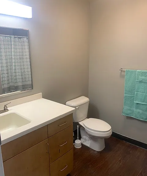 4350 Lakeshore Dr #1 — Photo 3