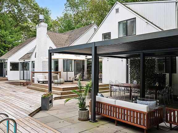 5th image of 707 Hands Creek Rd