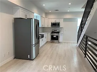 3 bed, 1203 sqft, $3,500 — Photo 4