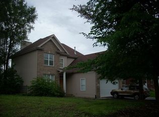 1718 Oakland Ave, Crest Hill, IL 60403