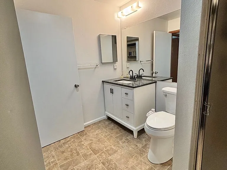8910 Fox Dr #14 — Photo 22