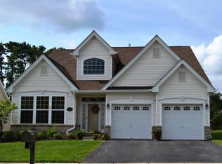 53 Honeysuckle Dr, Manahawkin, NJ 08050