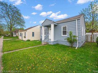 20040 E Eight Mile Rd, Harper Woods, MI 48225