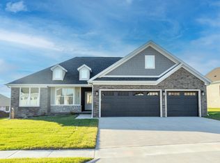 5814 S Applewood Ave, Springfield, MO 65810