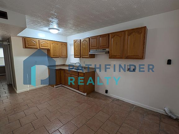 4th image of 60 S Westview Ave