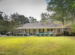 9329 Live Oak Ave, Ocean Springs, MS 39564